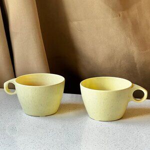 Imperial Ware D1 Melmac Speckled Yellow Coffee Cups Set Of 2 MCM Made USA VTG